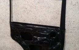 Дверь задняя левая для Toyota Land Cruiser 2008 года на фотографиях