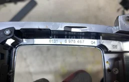 Концевик капота для BMW X5 на фотографиях