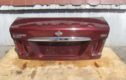 Крышка багажника для Nissan Almera 2005 года на фотографиях