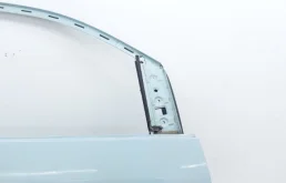 Дверь передняя правая для Volkswagen Caddy 2010 года на фотографиях