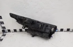 Фара ксенон левая для Audi Q8 на фотографиях