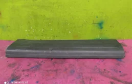 Молдинг двери задний правый для Volkswagen Tiguan 2010 года на фотографиях