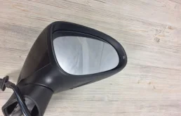 Зеркало заднего вида (в салоне) для Volkswagen Touareg 2013 года на фотографиях