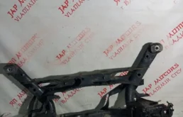 Задний подрамник для Volkswagen Tiguan 2013 года на фотографиях