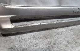 Накладка порога правая для Toyota Land Cruiser 2015 года на фотографиях