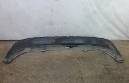 Фартук переднего бампера для Kia Rio 2015 года на фотографиях