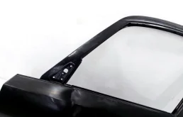 Дверь передняя левая для Suzuki SX4 2009 года на фотографиях