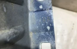 Петля капота правая для Nissan X-Trail на фотографиях