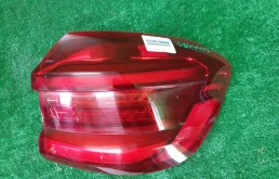 Фонарь внешний правый для BMW X3 2021 года на фотографиях