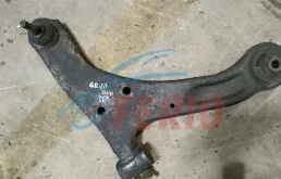 Рычаг передний правый верхний для Suzuki Grand Vitara 2011 года на фотографиях