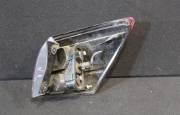 Фонарь внешний левый для Nissan Qashqai 2011 года на фотографиях