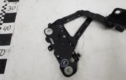 Петля капота левая для BMW X3 2017 года на фотографиях