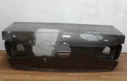 Дверь багажника для Volkswagen Passat 2012 года на фотографиях