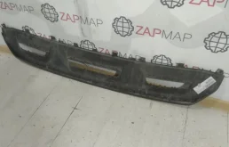 Спойлер переднего бампера для Audi Q8 на фотографиях