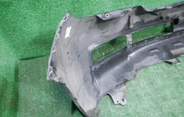 Бампер передний для Toyota Land Cruiser 2007 года на фотографиях