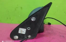 Стекла и зеркала для Skoda Octavia 2012 года на фотографиях