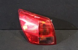 Фонарь внешний левый для Nissan Qashqai 2011 года на фотографиях