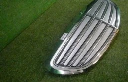 Решетка радиатора для Mercedes-Benz C class 2016 года на фотографиях