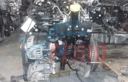 Двигатель без навесного для Renault Duster 2010 года на фотографиях