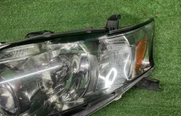 Фара левая для Lexus RX 2012 года на фотографиях