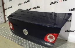 Крышка багажника для Volkswagen Passat 2015 года на фотографиях