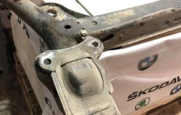 Задняя балка для Skoda Octavia 2014 года на фотографиях