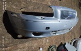 Бампер для Volvo S80 2000 года на фотографиях