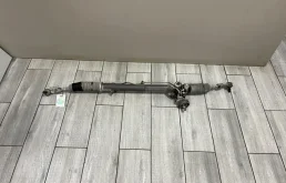 Рулевая рейка для Audi A4 2005 года на фотографиях