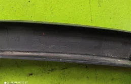 Расширитель арок задний правый для Volkswagen Tiguan 2011 года на фотографиях