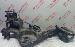 Рычаг продольный задний левый для Nissan X-Trail 2014 года на фотографиях