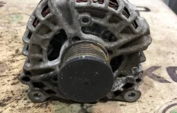 Генератор для Skoda Octavia 2017 года на фотографиях