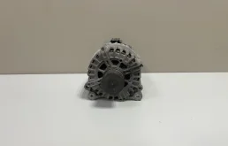 Генератор для Audi A6 2015 года на фотографиях