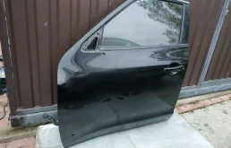 Накладка на дверь передняя левая для Nissan Juke на фотографиях