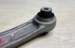 Рычаг передний правый верхний для BMW 5er на фотографиях