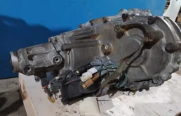 Раздатка для Mitsubishi Pajero 2009 года на фотографиях