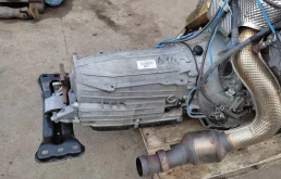 Двигатель для Mercedes-Benz C class 2018 года на фотографиях