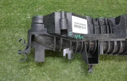 Впускной коллектор для BMW 7er 2018 года на фотографиях