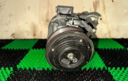 Компрессор кондиционера для Lexus IS 2007 года на фотографиях