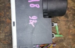 Компрессор центрального замка для Audi A4 на фотографиях