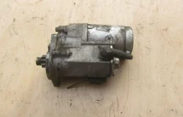 Стартер для Hyundai Tucson 2005 года на фотографиях