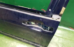 Дверь передняя левая для Mercedes-Benz S class 1997 года на фотографиях