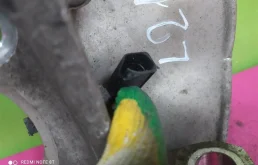 Кулак поворотный левый для Audi A6 2013 года на фотографиях