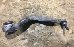 Рычаг передний правый нижний для BMW 3er на фотографиях