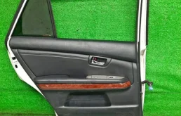 Дверь задняя левая для Lexus RX 2004 года на фотографиях