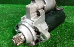 Стартер для Volkswagen Passat 2005 года на фотографиях