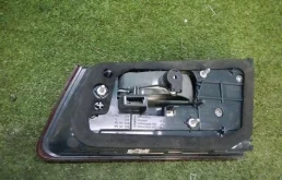 Фонарь внутренний левый для BMW 5er 2019 года на фотографиях