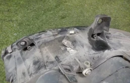 Фара левая для Mercedes-Benz Vito 2005 года на фотографиях