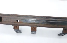 Усилитель заднего бампера для Hyundai Tucson 2008 года на фотографиях