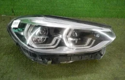 Фара правая для BMW X3 2019 года на фотографиях