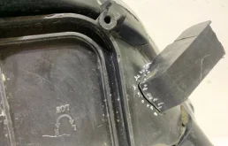 Фара левая для Toyota Land Cruiser 2010 года на фотографиях